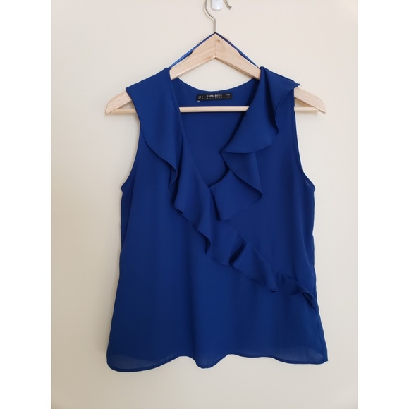 Zara Tops - Zara V neck Flutter top